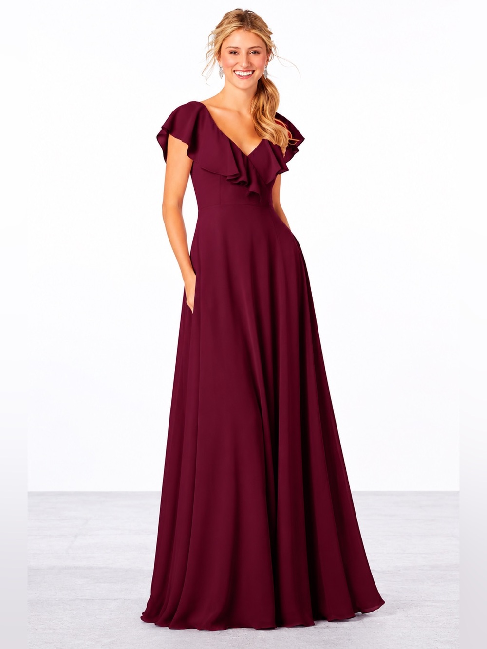 Mori Lee Madeline Gardner
Dress Size 12 Bridesmaid Formal Wedding